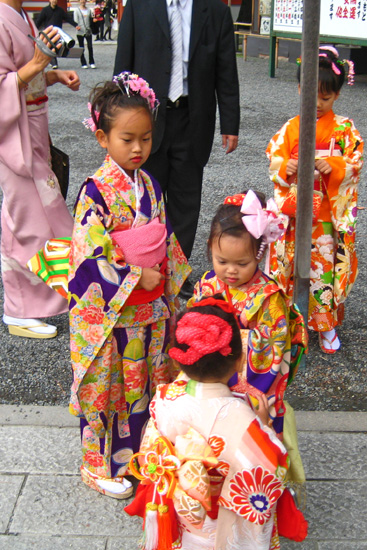 Shichigosan Children